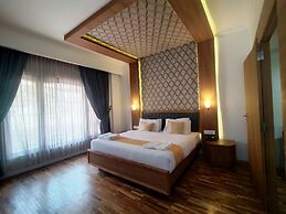 Hotel Preethi Classic Towers