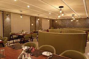 Hotel Preethi Classic Towers