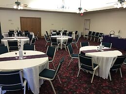 Days Inn by Wyndham Grove