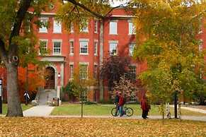 University of Alberta - Guest Accommodation