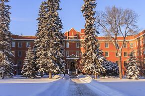 University of Alberta - Guest Accommodation