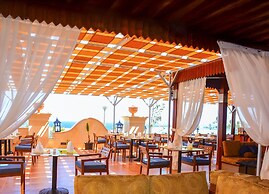 Xperience Sea Breeze Resort