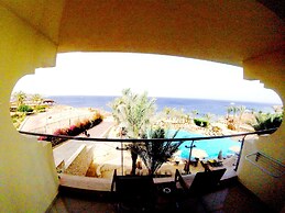 Xperience Sea Breeze Resort