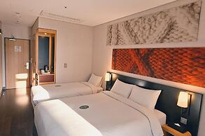 Central Seven Hotel by Kwon Busan Seomyeon