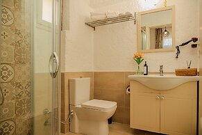 Bizim Ev Hotel