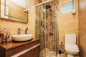 Bizim Ev Hotel