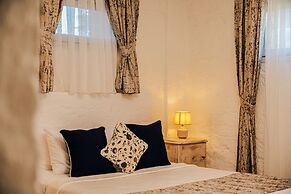 Bizim Ev Hotel