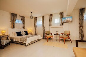 Bizim Ev Hotel
