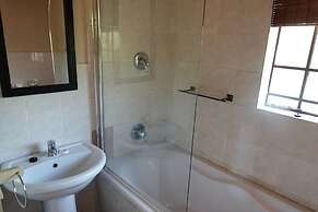 Crocodile Kruger Safari Lodge