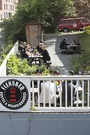 Flensbed Hotel & Hostel