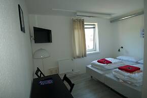 Flensbed Hotel & Hostel