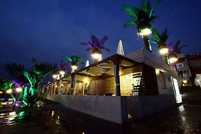 Lamedina Hotel