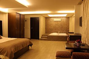 Lamedina Hotel