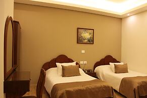 Lamedina Hotel