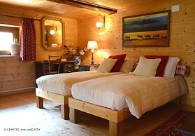 CHALET DEI FIORI - ROOM & APARTMENT