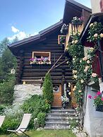 CHALET DEI FIORI - ROOM & APARTMENT