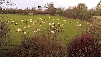 Beeches Farmhouse Country Cottages & Rooms