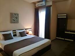 Hotel Diplomat