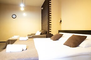 Hotel Diplomat