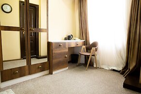 Hotel Diplomat