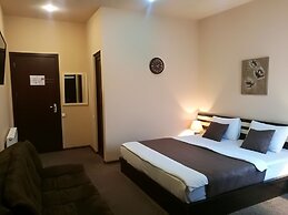 Hotel Diplomat