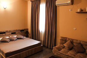 Hotel Diplomat