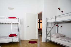 Cukrarna Hostel