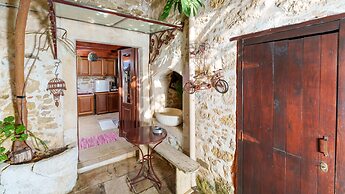 Traditional Cretan Houses