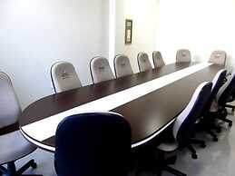 Maestro Executive Hotel