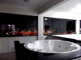 Maestro Executive Hotel