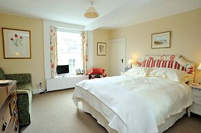 Castleton House B&B