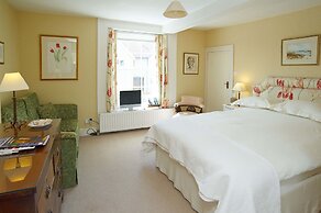 Castleton House B&B
