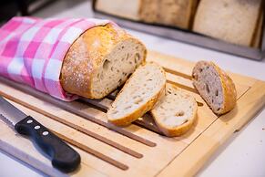 Holiday Inn Express Amsterdam - Sloterdijk Station by IHG