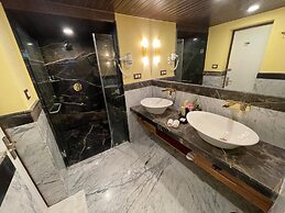 Cama Rajputana Club Resort