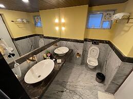 Cama Rajputana Club Resort