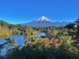 Landmark Manor Motel
