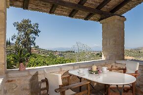 Klymeni Traditional Homes