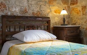 Klymeni Traditional Homes