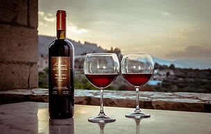 Klymeni Traditional Homes