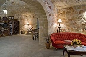 Klymeni Traditional Homes