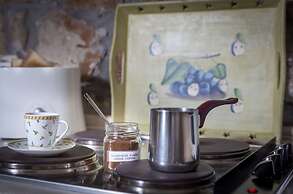 Klymeni Traditional Homes