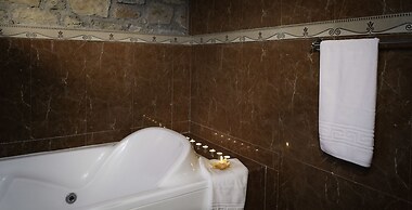 Klymeni Traditional Homes