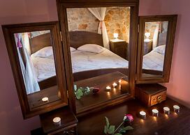 Klymeni Traditional Homes