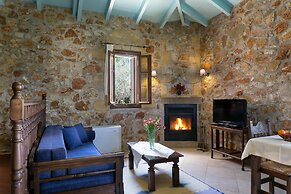 Klymeni Traditional Homes