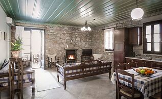 Klymeni Traditional Homes