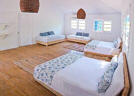 Agu Azul Beach Resort Hotel Boutique