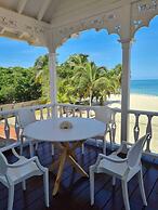 Agu Azul Beach Resort Hotel Boutique