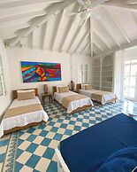 Agu Azul Beach Resort Hotel Boutique