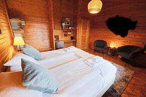 Farmhotel Efstidalur