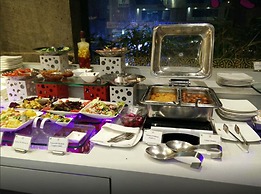 Royal Orchid Central, Vadodara